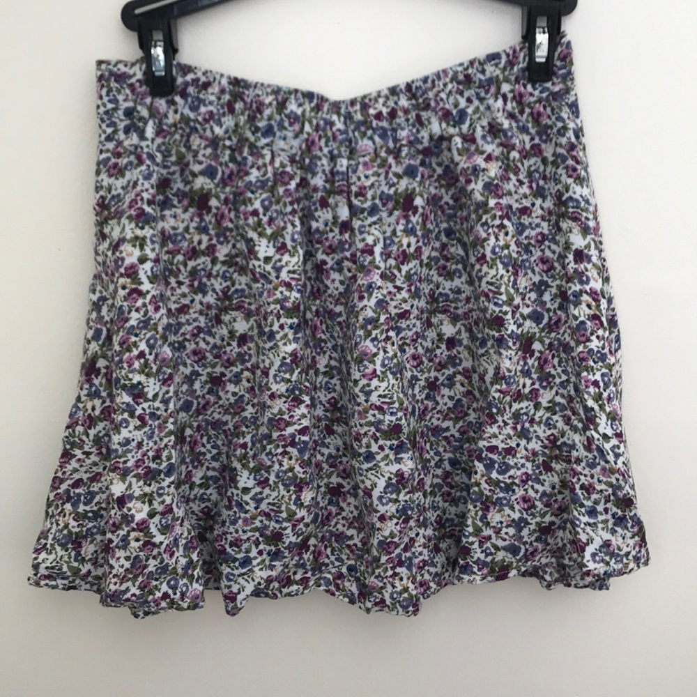 Skirt - Picture 4 of 5